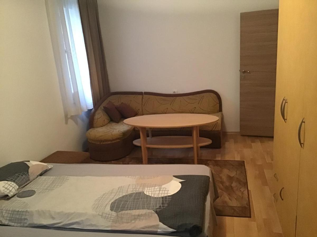 נסבר Aurora Guest House מראה חיצוני תמונה