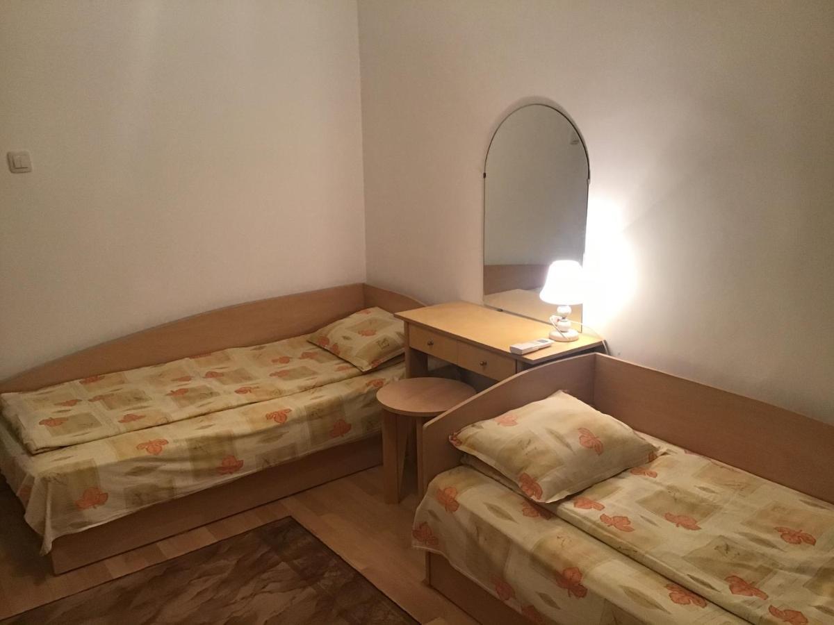 נסבר Aurora Guest House מראה חיצוני תמונה